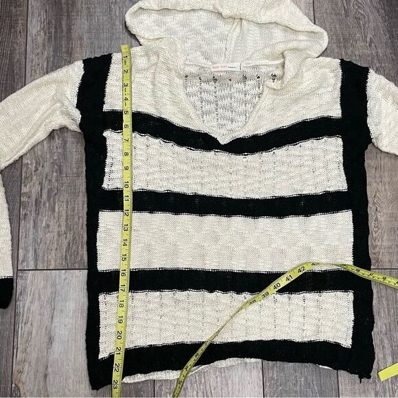 Love Tree Happens Striped Crochet Hooded Sweater Black Cream Size Medium - Picture 12 of 14
